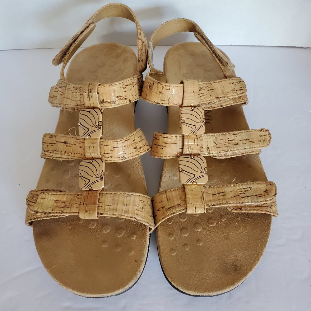 Vionic Amber 8 - image 1